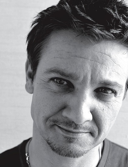 Jeremy Renner Promotional Photoshoot 032 Jeremy Renner Daily ジェレミー レナー 通信