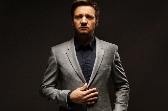 Jeremy Renner Promotional Photoshoot 047 Jeremy Renner Daily ジェレミー レナー 通信